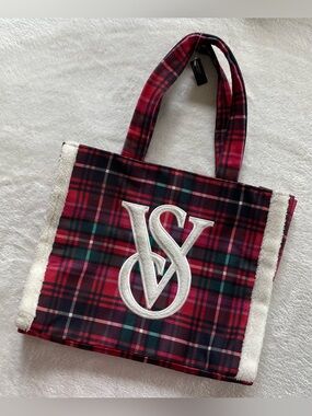 NWT Victoria’s Secret Plaid Holiday Tote Bag